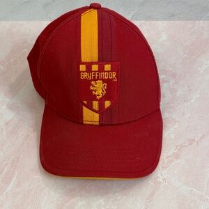 Warner Bros. Gryffindor Kids Hat in Red and Gold